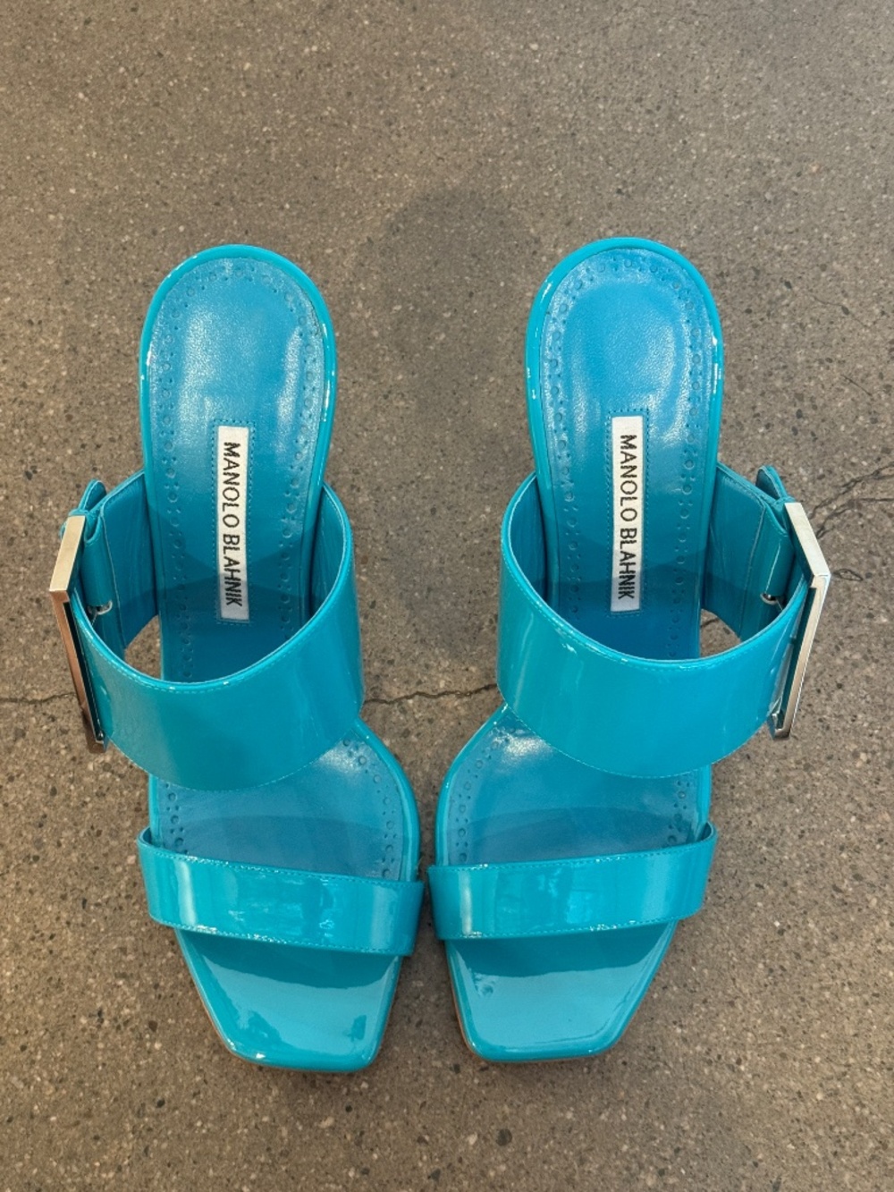 Manolo Blahnik 100mm Arre Mules - Picture 2 of 6